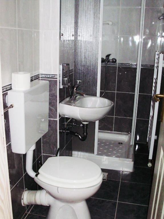 Pansion Izvor Hotel Кореница Стая снимка