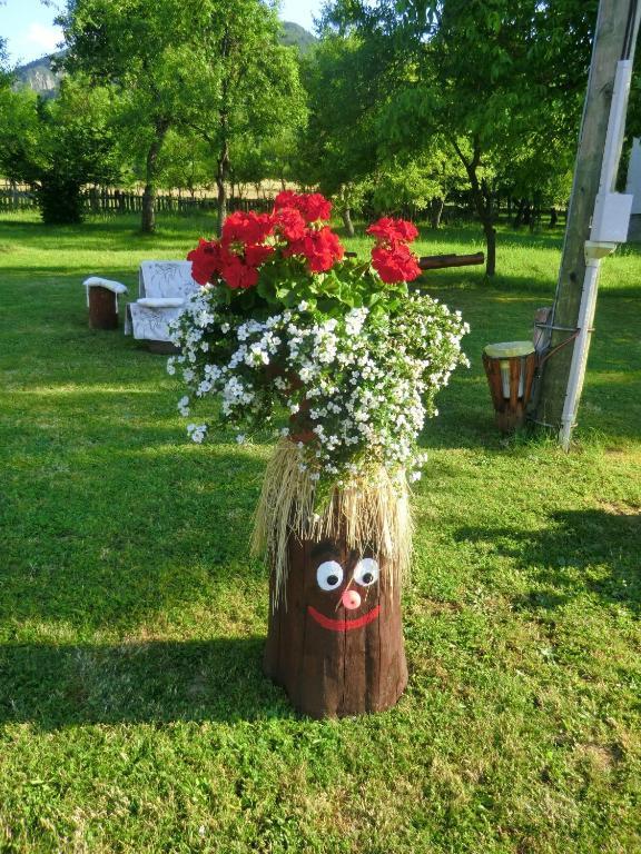 Pansion Izvor Hotel Кореница Екстериор снимка