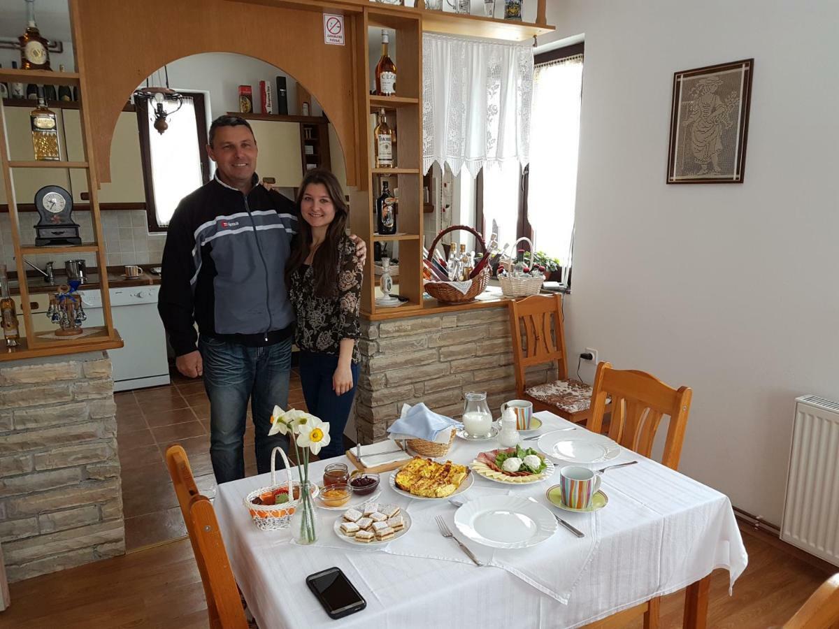 Pansion Izvor Hotel Кореница Екстериор снимка